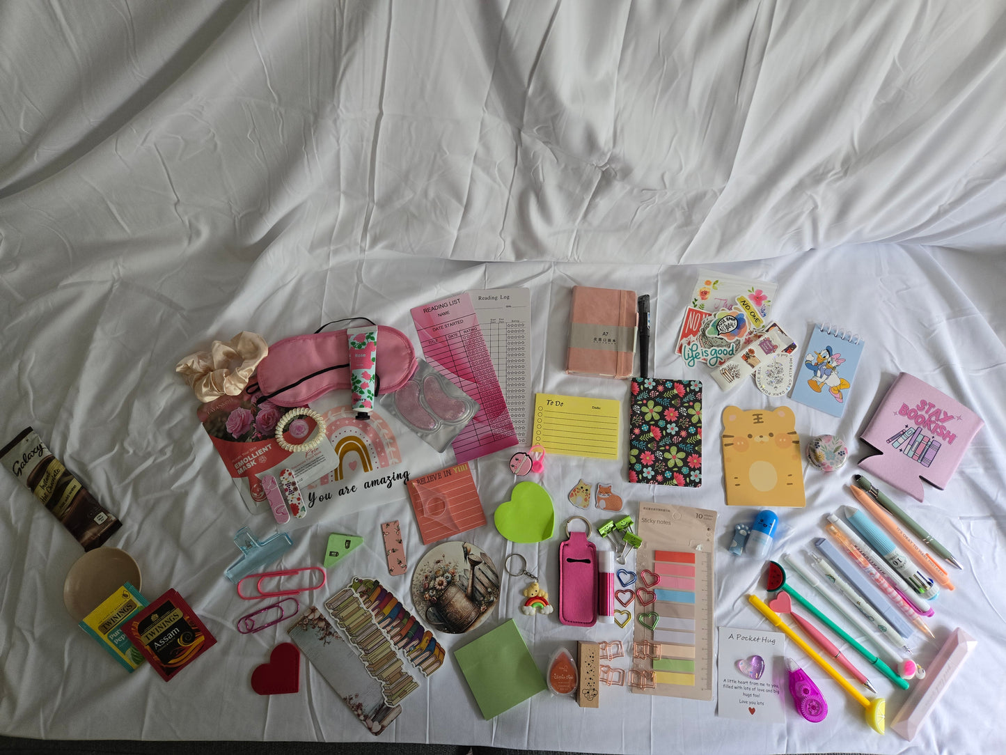 The Little Joys Box – Stationery, Self-Care & Smiles Inside